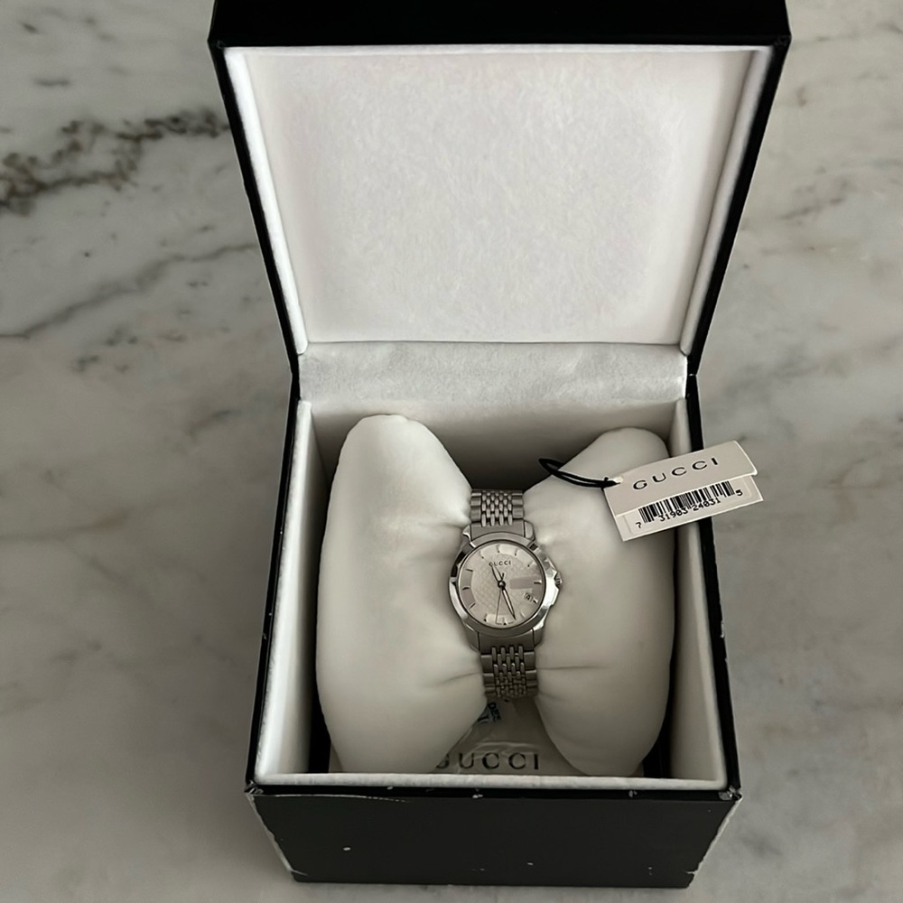 Gucci watch